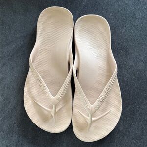 Archies arch support flip flops